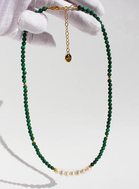 青岛出口小众复古手工串珠绿孔雀石项链优雅气质淡水真珍珠链