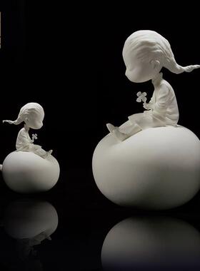 新款艺术摆件手工创意简约可爱客厅桌面生日礼品雕塑家居装饰定制