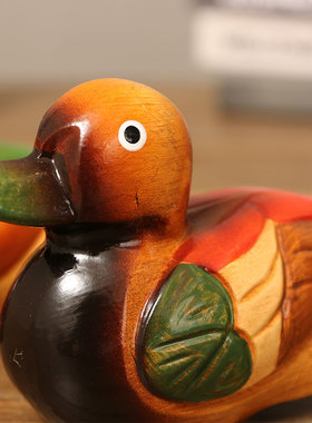 木质创意鸳鸯摆件一对鸭子模型客厅卧室床头姻缘结婚礼物装饰摆设