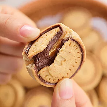 3袋【费列罗】爱心巧克力夹心饼干[5元优惠券]-寻折猪