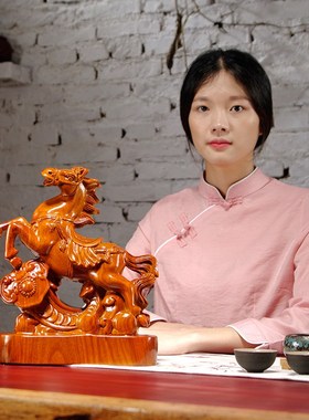 梨木雕马到成功实木质十二生肖马家居补角吉祥物装饰工艺品