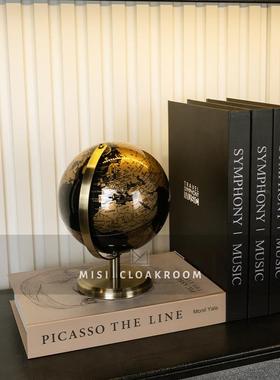 现代简约展厅样板间客厅书房书桌书架摆件家居民宿高级感软装饰品