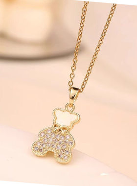 2025新款高级感轻奢小众金色贝壳小熊项链女锆石微镶钛钢锁骨链