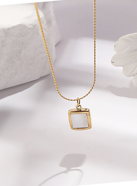 简约轻奢方形钛钢金色锁骨链