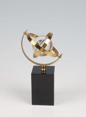 现代创意轻奢水晶球地球仪摆件办公室高档书房客厅玄关酒柜装饰品