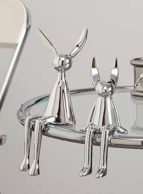 创意酒柜摆件家居样板间书房玄关办公室简约装饰品电镀兔子轻奢风