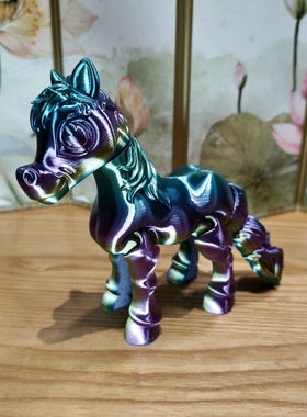 新年炫彩渐变小马关节摆件