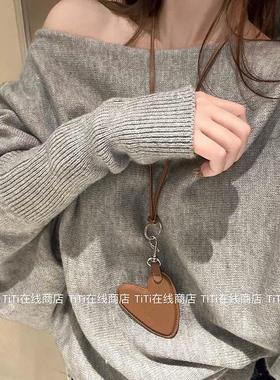 3色~皮质爱心挂绳小包项炼韩系可爱秋冬挂颈毛衣炼零钱包挂件配饰