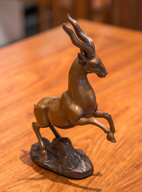 紫铜羊摆件客厅房间家居装饰品可爱电视酒柜桌面创意小礼品工艺品