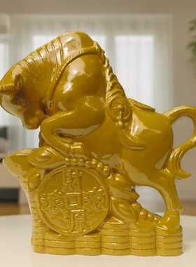 牛气冲天陶瓷斗牛牛生肖办公室办公桌装饰品金色的牛送人礼品