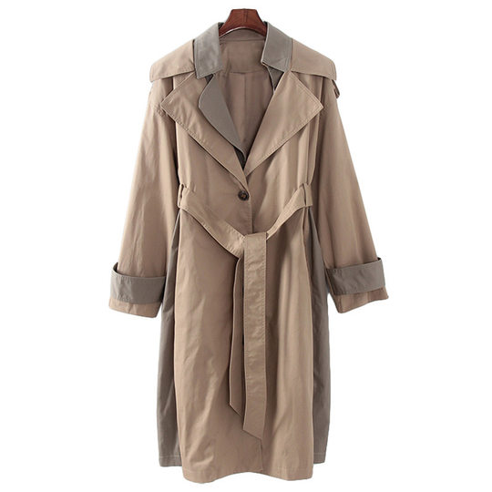 L072      设计感拼接风衣 鸟撤柜女装 一线品牌 剪牌青仓