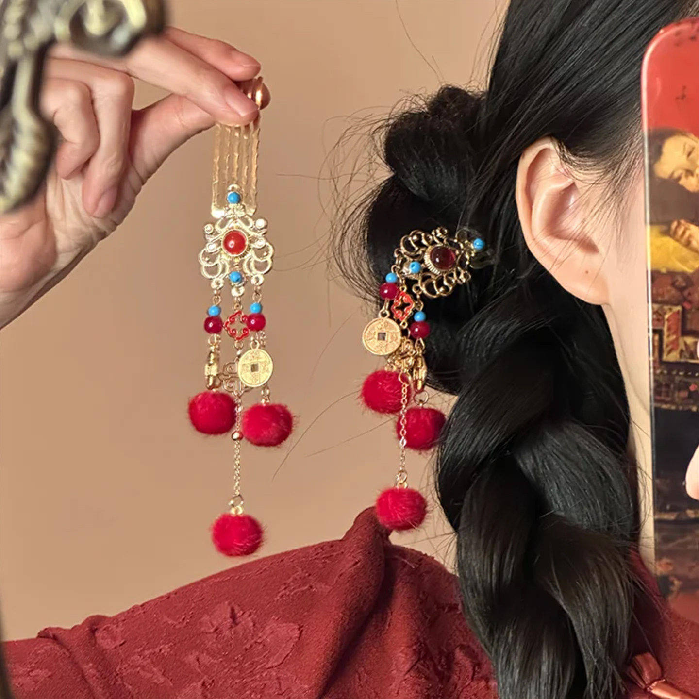 「邵锦年华」红色毛球国风流苏发簪新中式盘发步摇新年发钗发饰,淘宝优惠券,粉丝福利购,淘宝优惠卷