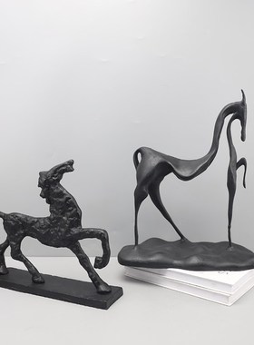 创意金属马到成功马摆件家居玄关客厅酒柜软装工艺样板间饰品