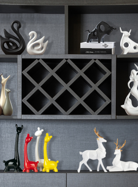 装饰品陶瓷创意家居摆设乔迁新居三口之家鹿书柜房间电视酒柜