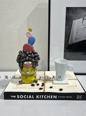 小众样板房间床头柜装饰品黄鲁色系摆件边几桌面工艺品小雕塑软装