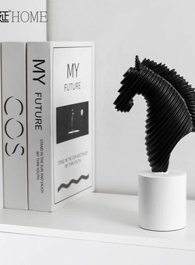 现代黑白抽象艺术马摆件轻奢高档客厅酒柜民宿酒店房间软装饰摆设