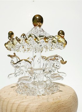 日式镂空描金手工玻璃摆件月亮城堡旋转木马手工镂空车载摆件礼物