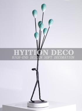北欧现代样板房居DQF客玄电关家视柜创意厅气球人物雕塑摆件软装