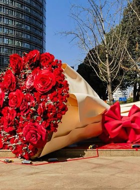 网红巨型大花束打卡摆件商业街广场花店引流雕塑售楼部拍照装饰品