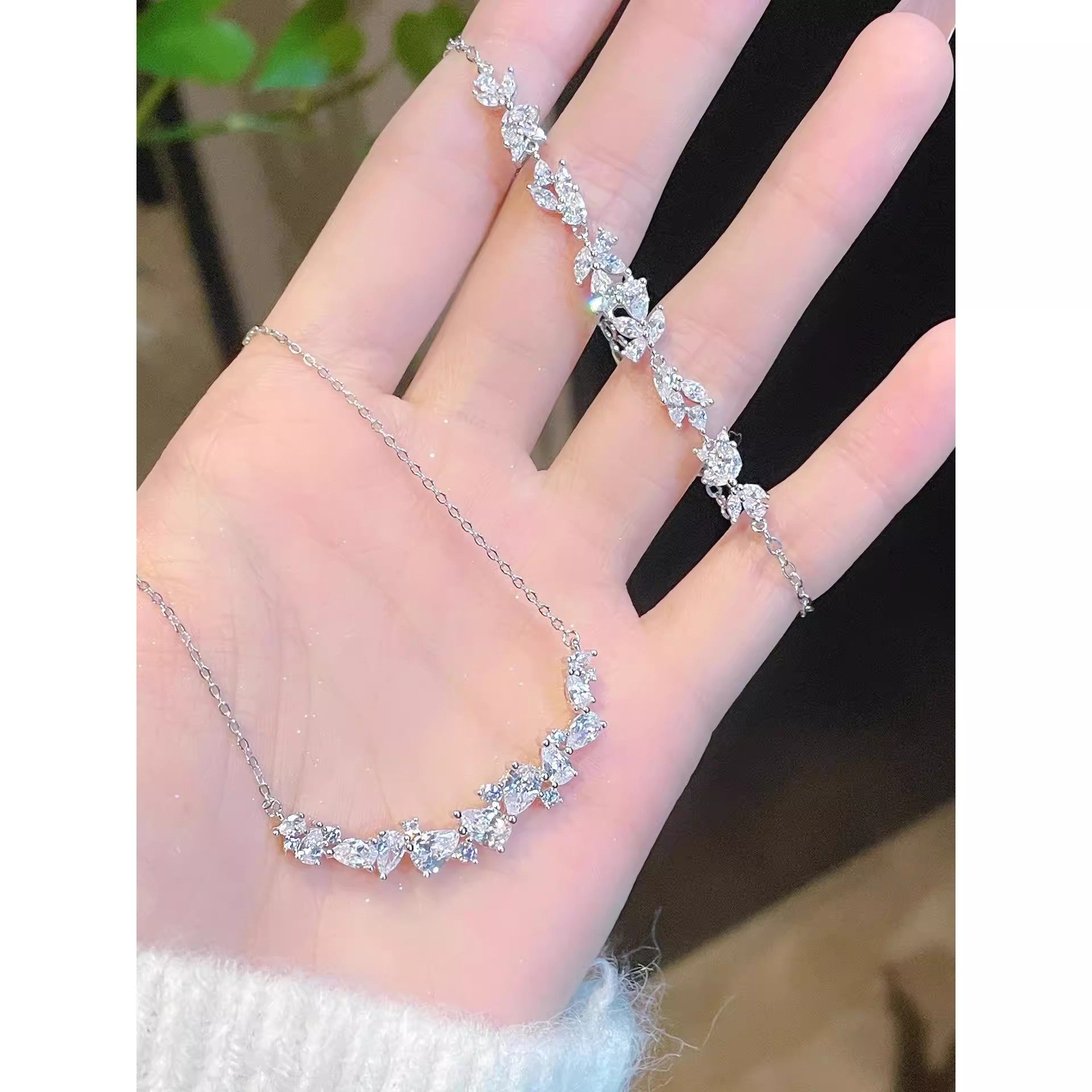 「紫藤花」朋友礼物手链女轻奢小众精致高级感送女友闺蜜生日礼物,淘宝优惠券,粉丝福利购,淘宝优惠卷