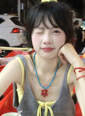 夏季博主同款多巴胺小红花锁骨链