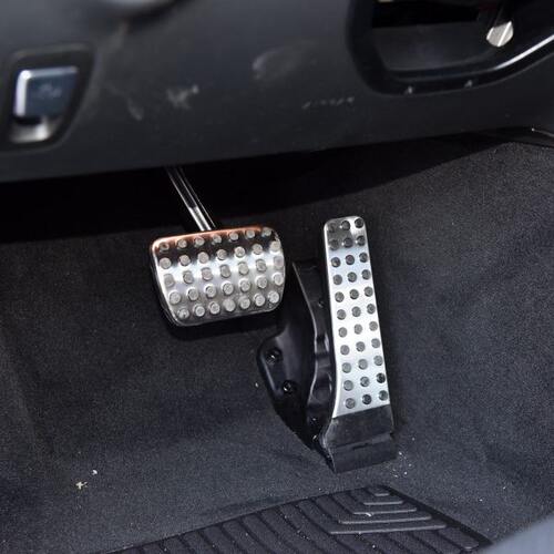 奔驰新C/E级GLA/CLA/GLC/GLE/GLB/EQC/A/B内饰改装油门刹车脚踏板 - 图1