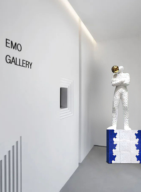 酒店别墅摆设网红艺术摆件落地现代简约抽象雕塑人像人物装饰品