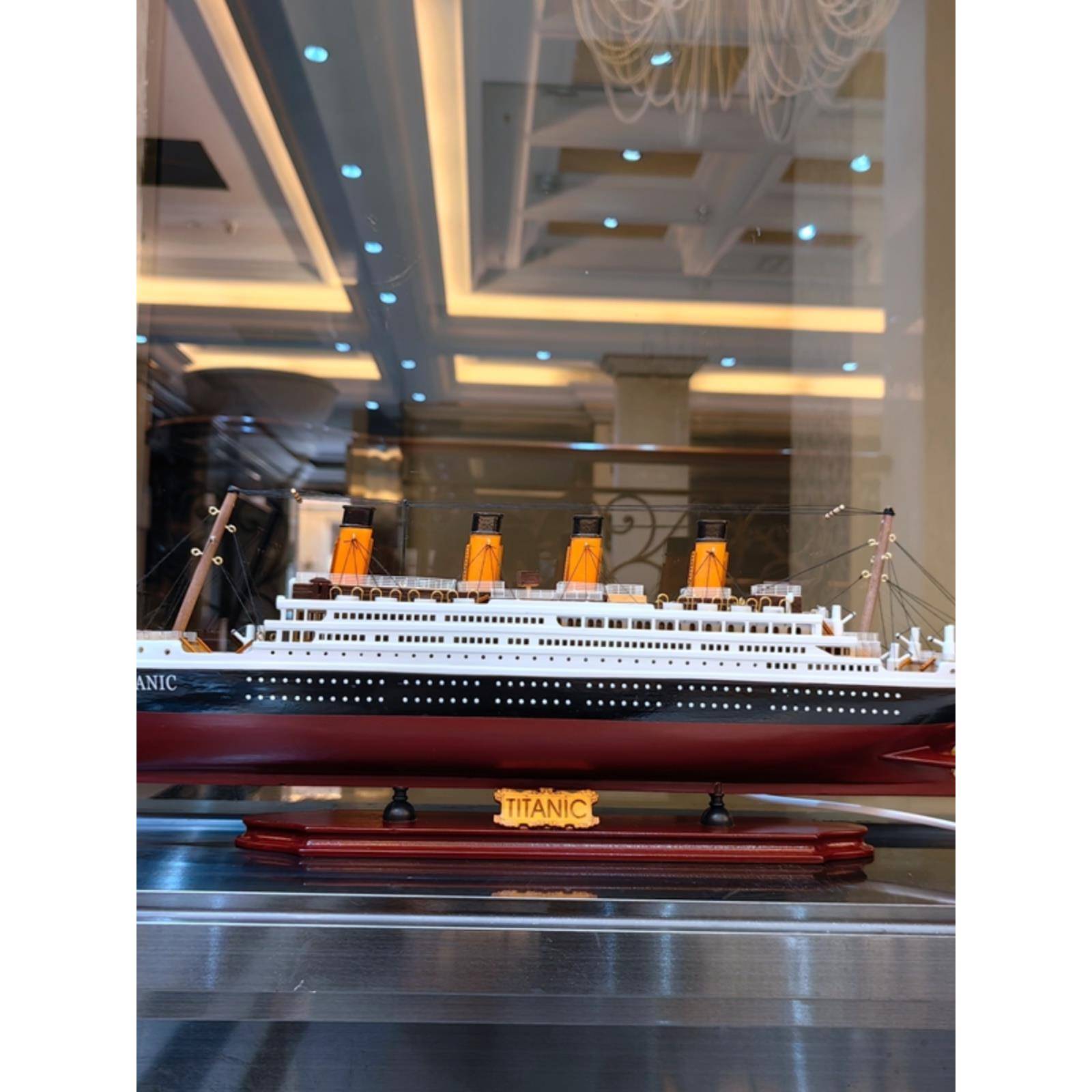 泰坦尼克号实木带灯邮轮游轮爱情船模型家居装饰客厅玄关柜装饰船 - 图2