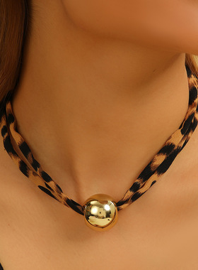 欧美个性丝巾花朵海螺十字架项链