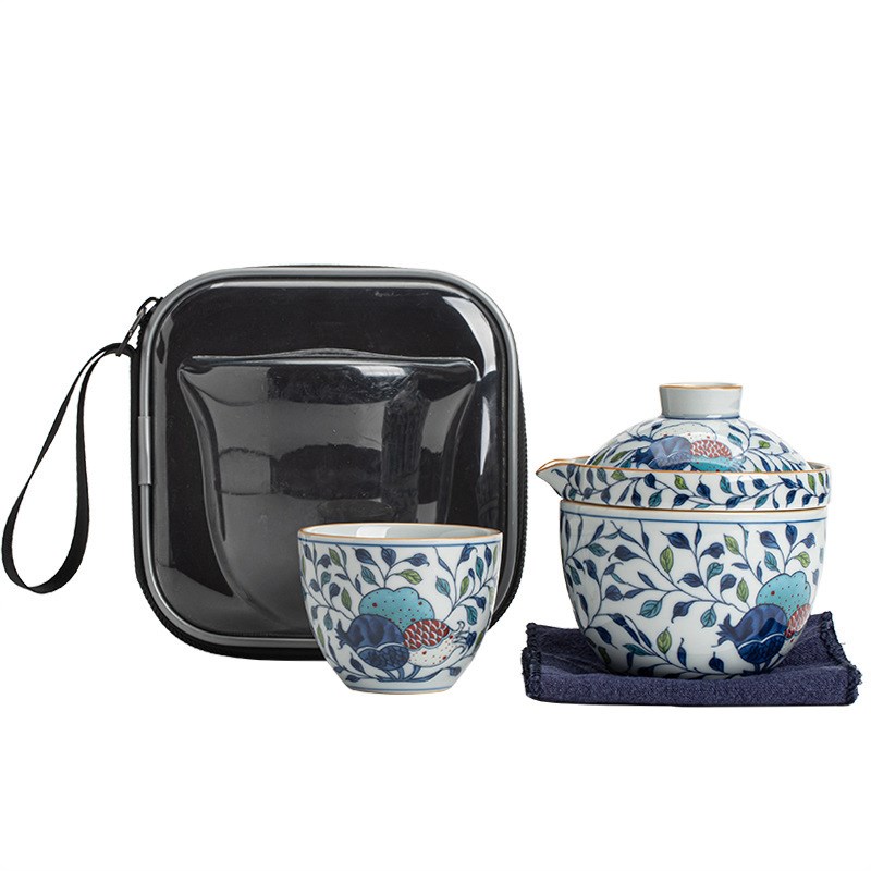 Blue and white Chinese quick cup one pot two cups v portable small set travel tea set antique blue and white porcelain teapot