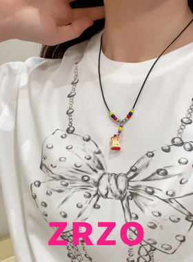ZRZO被咬了好几口苹果项链