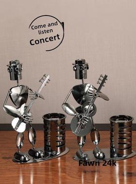 音乐人笔筒创意铁人摆件金属工艺品桌面个性家装饰品实用小礼物酷