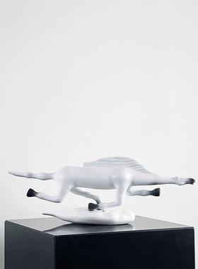 现代电镀创意兔子摆件客厅电视柜桌面摆件样板间轻奢家居装饰品