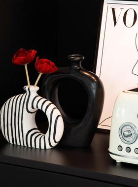 现代家居酒柜电视柜装饰品摆设书房桌面花瓶插花轻奢高档兔子摆件