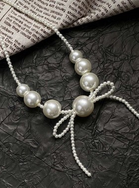 夸张大圆珍珠蝴蝶结项链锁骨链女串珠时尚小众高级感W颈链流苏配