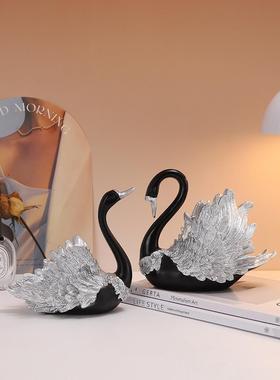 情侣黑天鹅摆件小众高级感客厅家居新房软装装饰品结婚礼物送新人