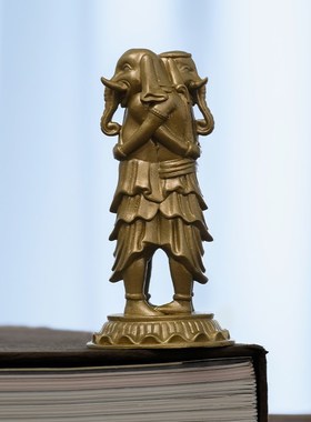 大圣欢喜自在天佛像摆件纯黄铜拥抱象头财神精致随身佛书房装饰品