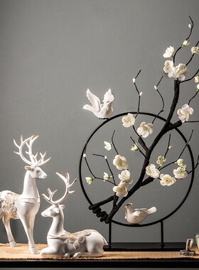 家居客厅电视柜装饰室内工艺品创意简约现代博物古架梅花小摆设件