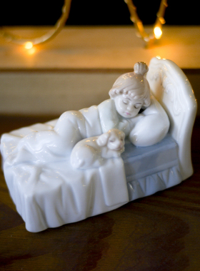 JK慕空间可爱创意陶瓷沉睡小男孩小女孩桌面装饰摆件满月精致礼品