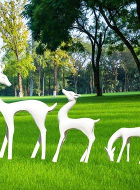 户外几何抽象玻璃钢鹿梅花鹿雕塑公园景小区草坪动物园林景观摆件