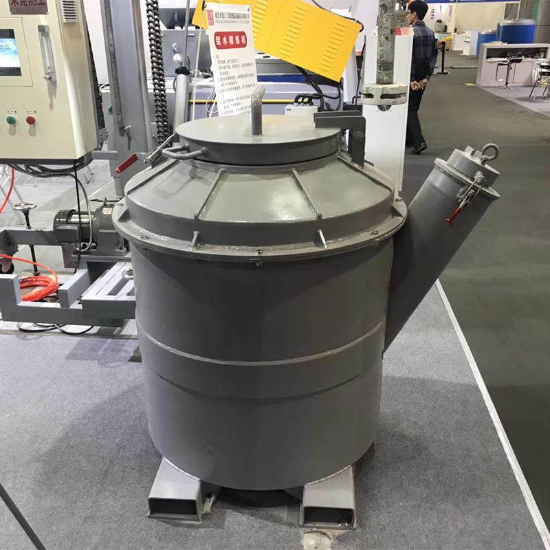 耐高温铝水转运包耐腐蚀茶壶式铝水包叉车式铝水浇包工厂供应,淘宝优惠券,粉丝福利购,淘宝优惠卷