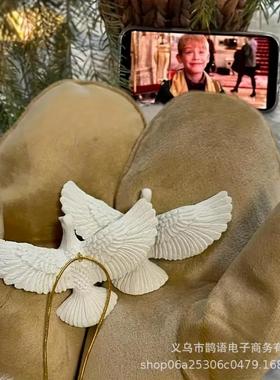 跨境热销鸽子雕像吊饰园林家居橱窗展厅会场摆件摄影装饰教学道具