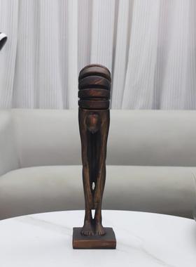 欧式轻奢树脂弯腰人物雕塑摆件客厅玄关电视柜样板房软装家居饰品