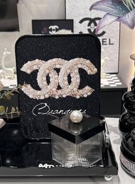 ins黑白风摆件加厚高清磨砂细闪画北欧艺术摆台高档经典电视摆件