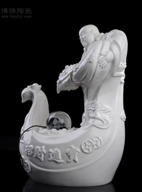 陶瓷招财弥勒流水雾化空气加湿滚珠白瓷弥勒家居办公装饰摆件