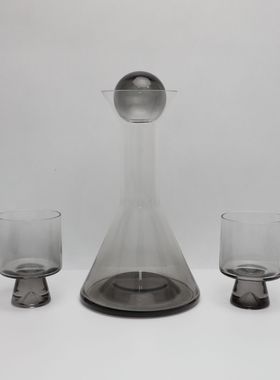 简约现代玻璃酒具工艺品意大利轻奢创意家居餐桌洒水柜软装饰大饰