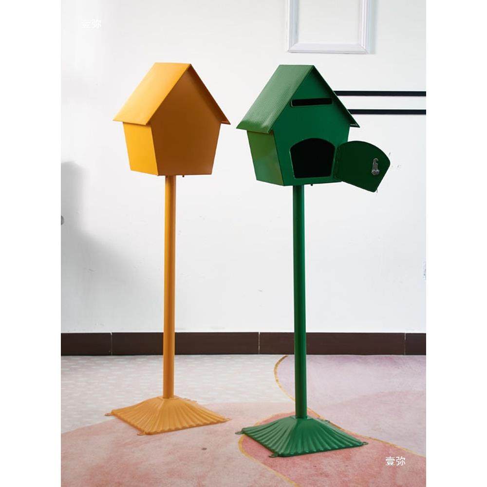 网红铁艺房子信箱报箱意见箱复古欧式立式邮筒软装饰落地摆件道具,淘宝优惠券,粉丝福利购,淘宝优惠卷