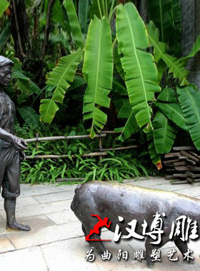 玻璃钢仿铜人物雕塑倒水民俗小品雕像城市广场公园步行街景观铜雕