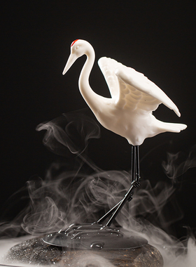 创意陶瓷动物摆件精品白瓷仙鹤工艺D品家居客厅办公室桌面装饰摆