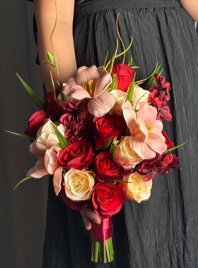 hot红色仿真手捧花新娘结婚婚礼仿真花束影楼拍照道具仿真花束